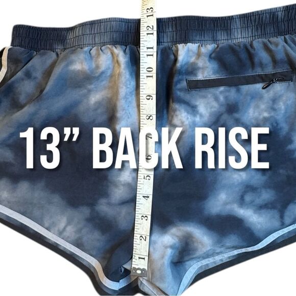 Champion Women's Blue Tie-Dye Shorts Sz M - Picture 10 of 12